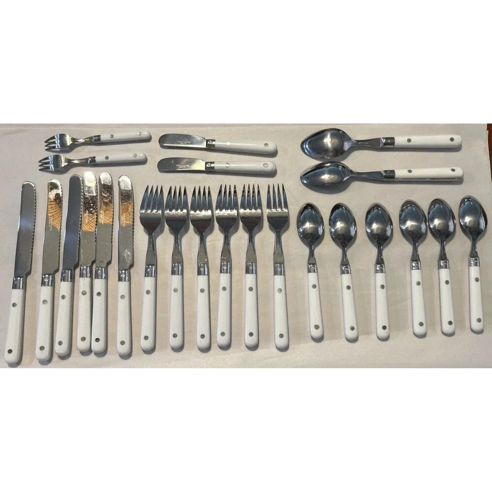 Le Prix Flatware 24 Pieces Riveted Stainless Korea White Preowned